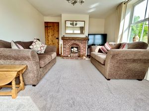 Lounge- click for photo gallery